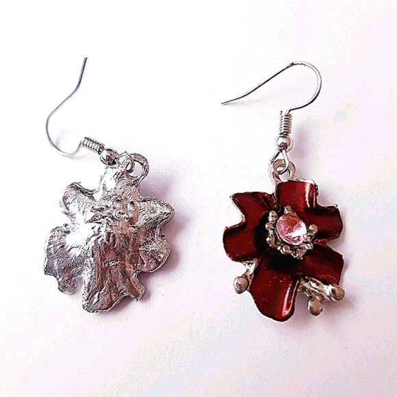 Flower Rhinestone Dangle Drop Hook Earrings - Picture 3 of 4